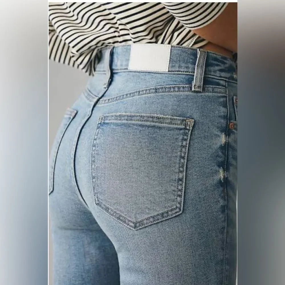 PISTOLA Classic Mid-Rise Light Blue Women’s Jeans; Size 30